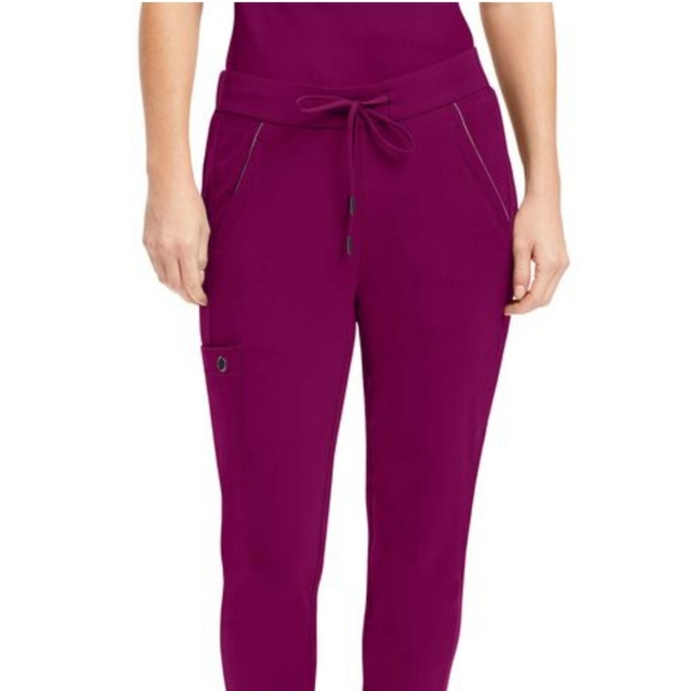 Healing Hands Scrub Pant in wine size medium